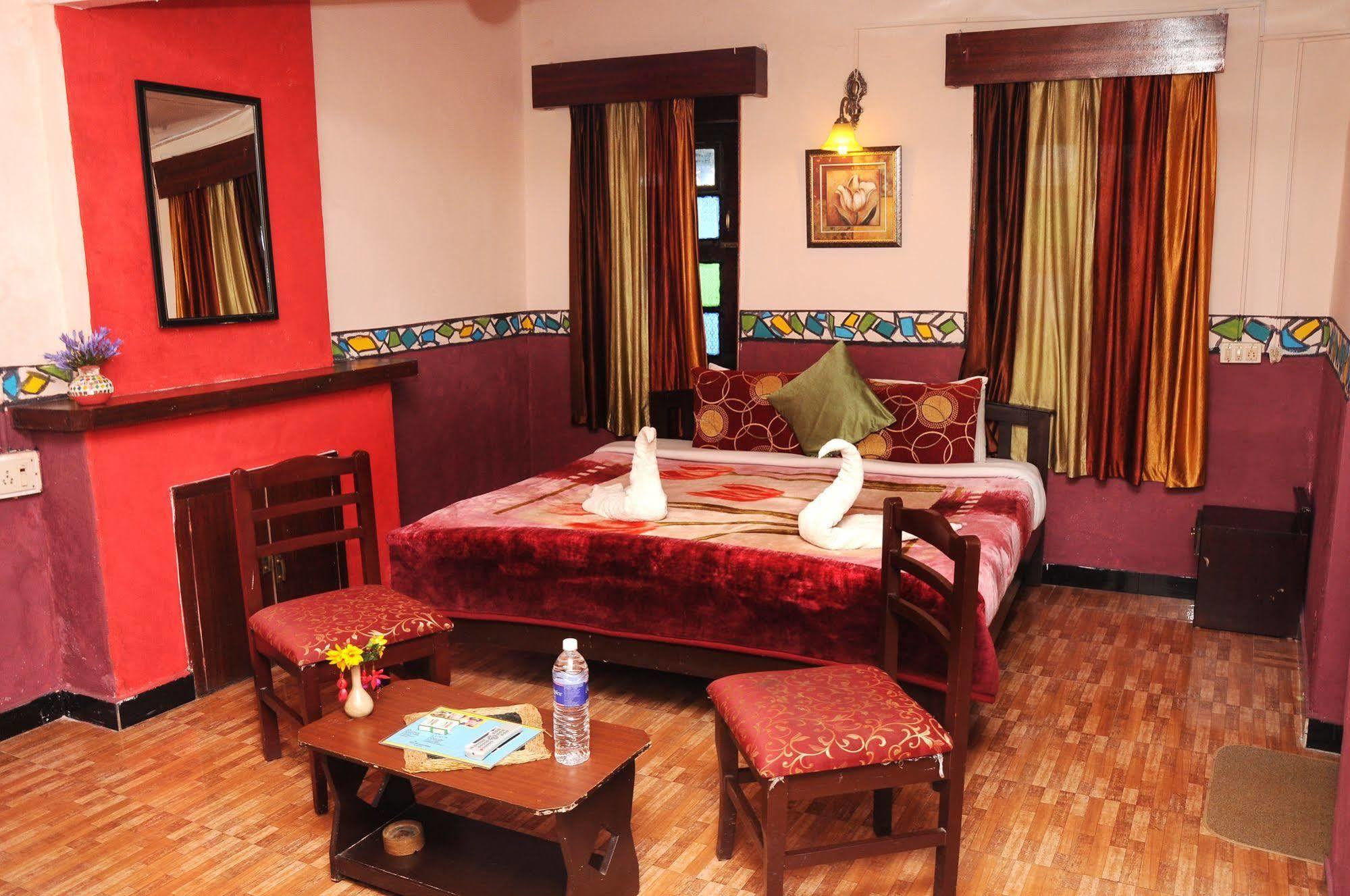 British Cliff Club Resort Ooty Exterior photo
